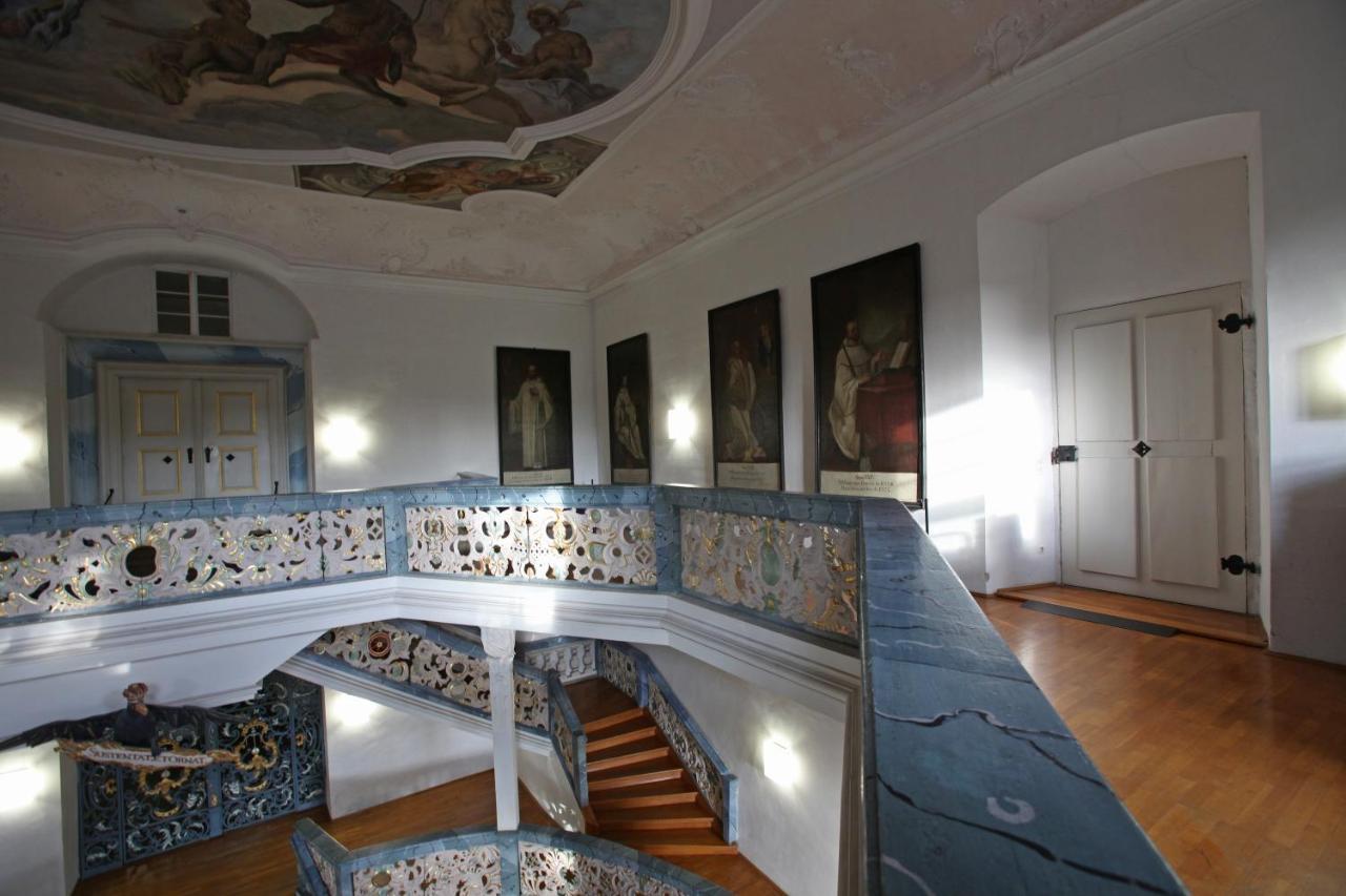 Kloster Schoental Jagsthausen Bagian luar foto